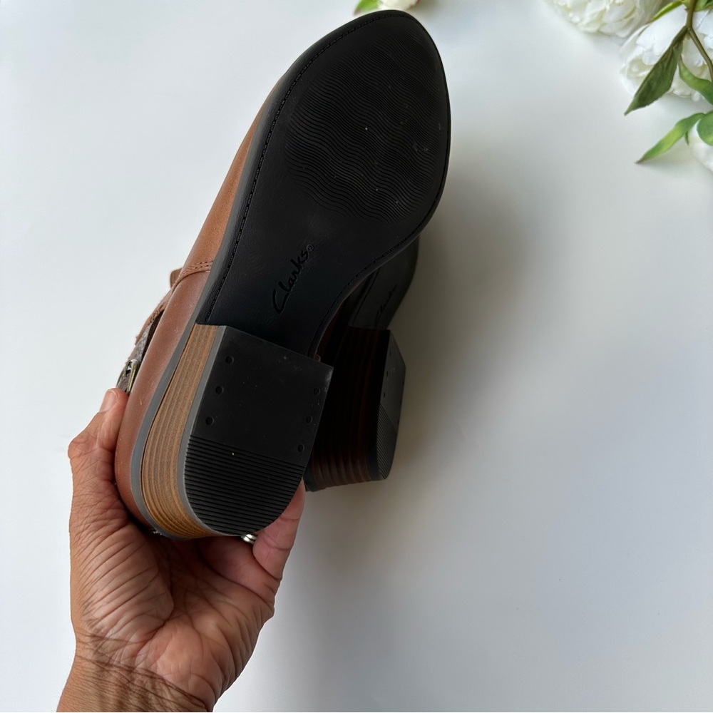 Clarks Collection Leather Ankle Booties #20701 - image 7